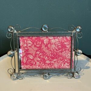 Elegant Silver 4x6 Metal Photo Frame with Iridescent Accents, Beveled Glass